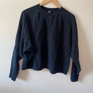 Vuori Crop Sweatshirt